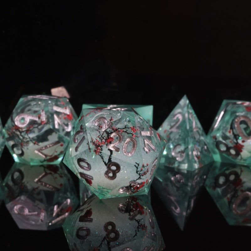 Liquid Core+Sticker Handmade Sharp Edge 7 Piece Dice Set