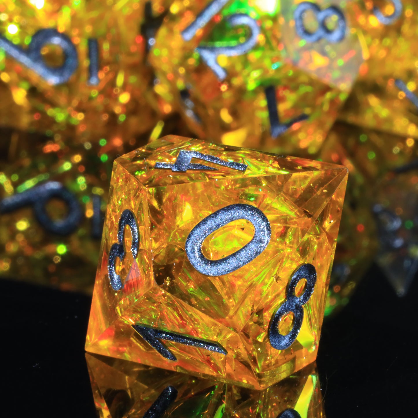 Gold Guardians Handmade Sharp Edge 7 Piece Resin d&d Dungeons and Dragons Dice Set
