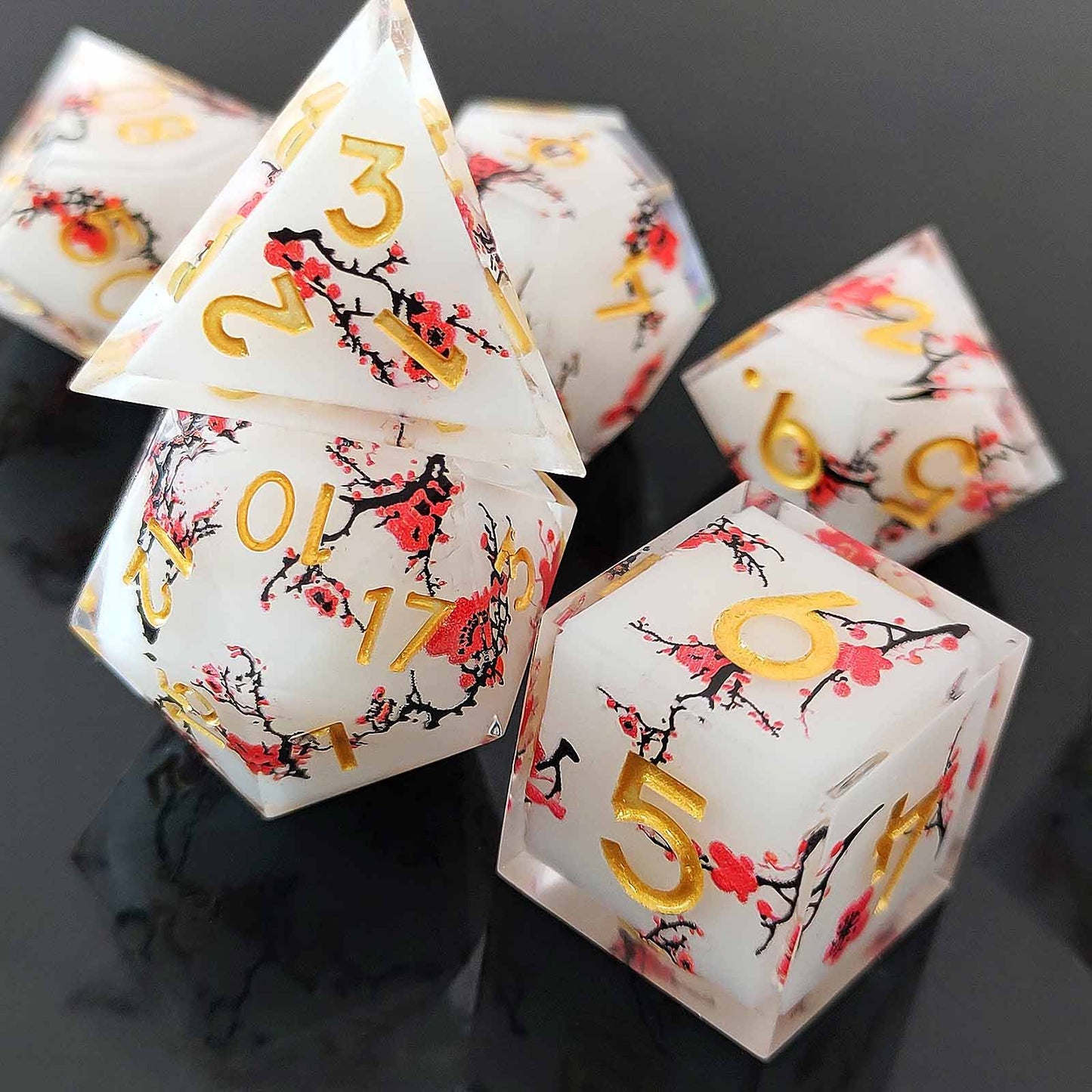 Handmade Sharp Edge 7 Piece Dice Set
