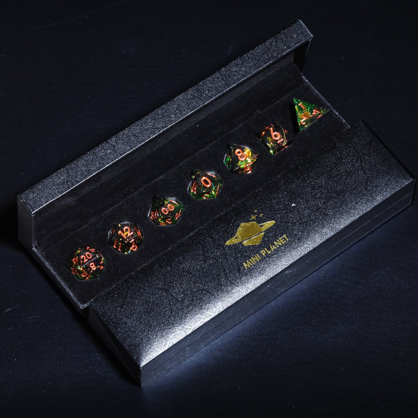 Word Of Death Handmade Sharp Edge 7 Piece Resin d&d Dungeons and DragonsDice Set