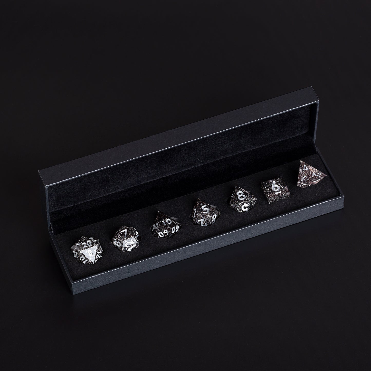 Black Diamond_package_polyhedral_dice_set