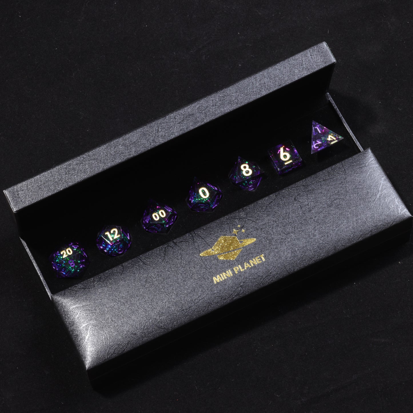 Liquid Core Amerhyst Handmade Sharp Edge 7 Piece Resin d&d Dungeons and Dragons Dice Set