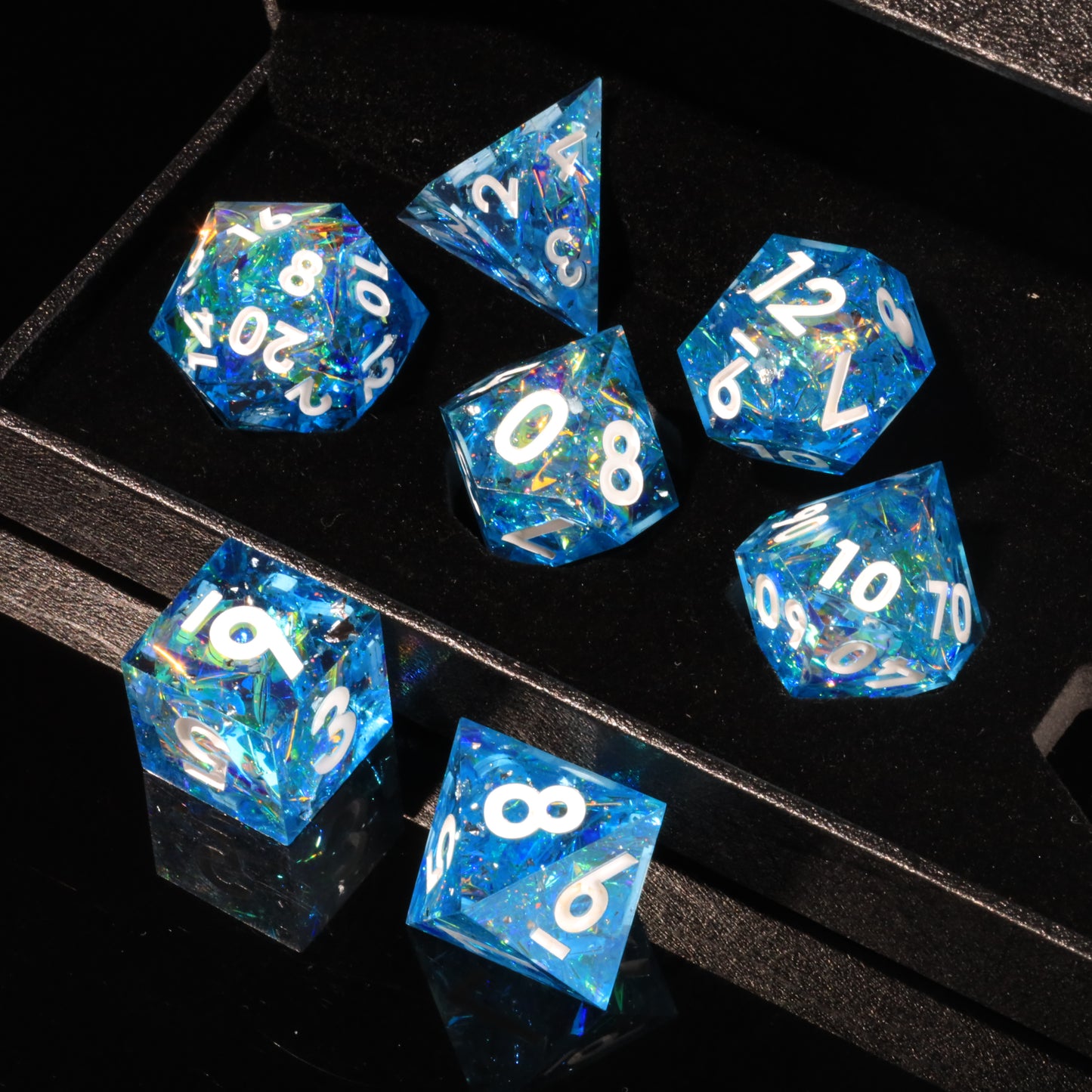 Frozen Prism Handmade Sharp Edge 7 Piece Resin d&d Dungeons and Dragons Dice Set