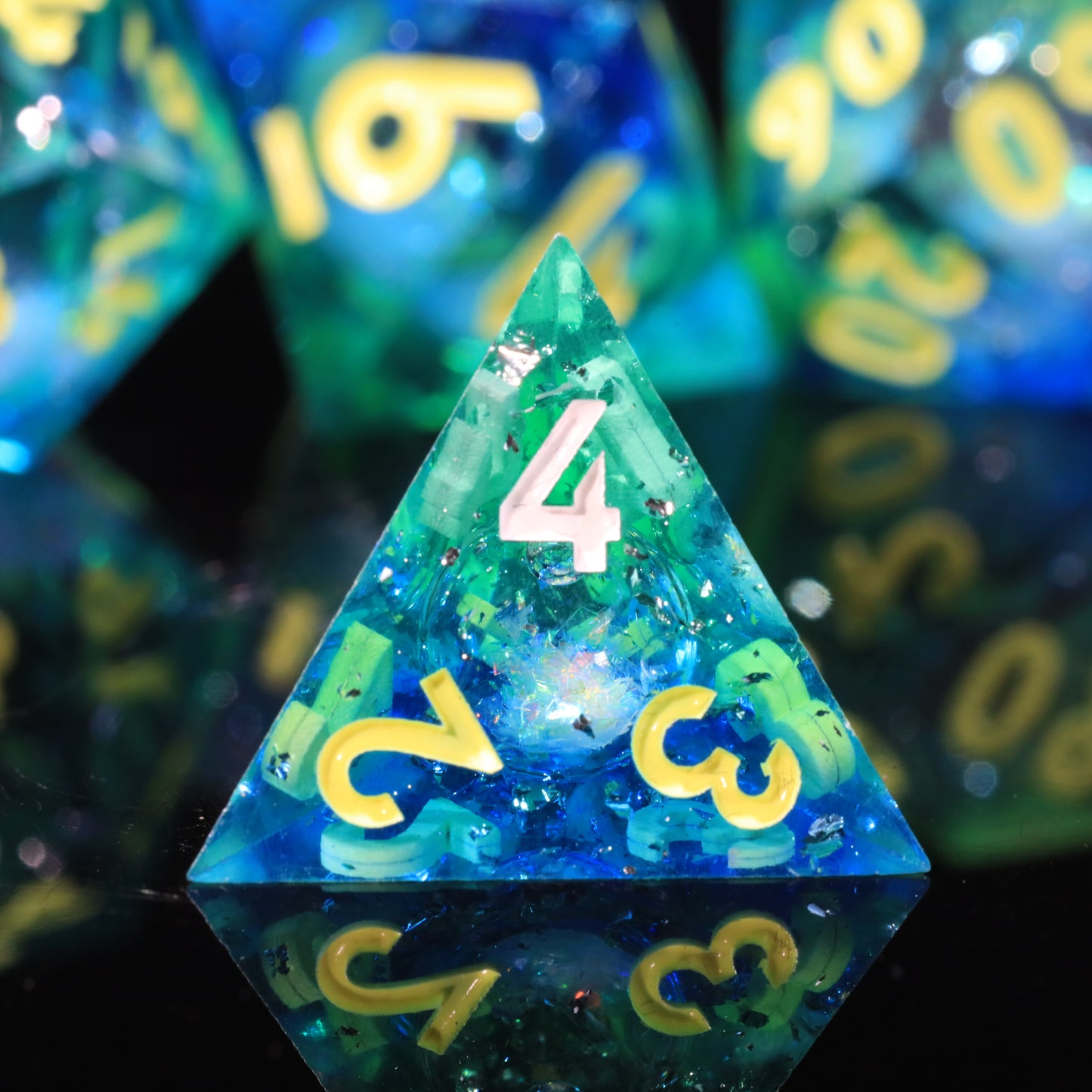 Emerald Garden Handmade Sharp Edge 7 Piece  Resin d&d Dungeons and Dragons Dice Set