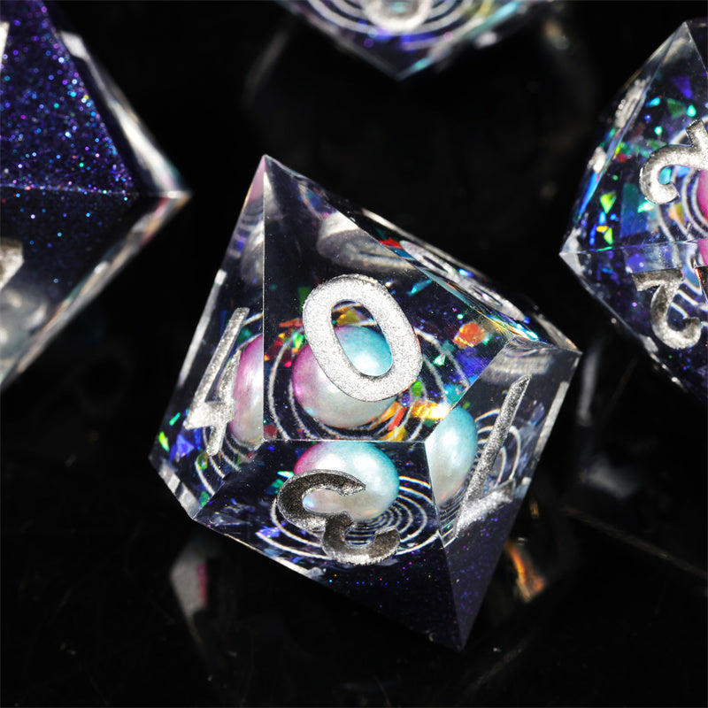 Unleash the Adventure – Exclusive Dungeons & Dragons Dice Set