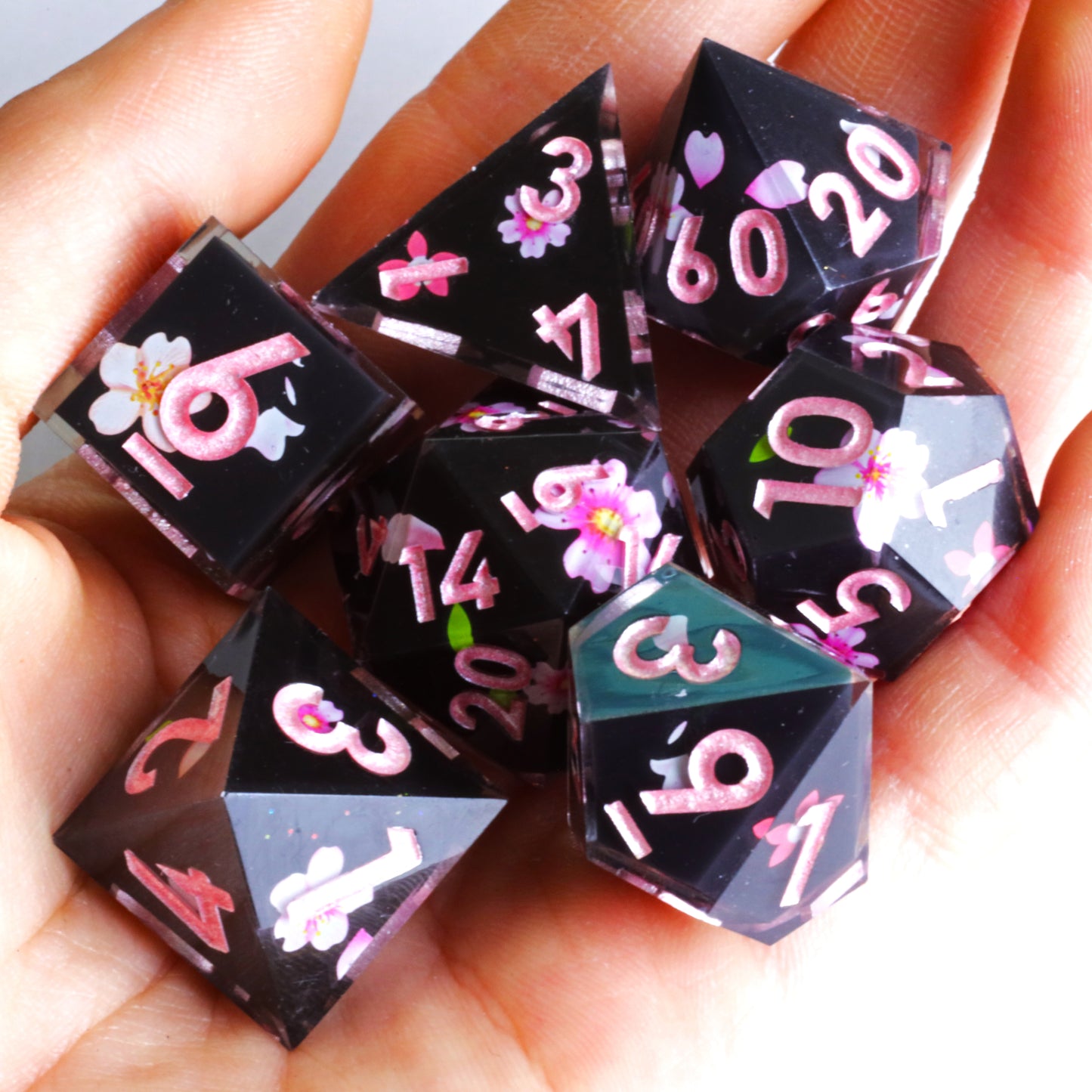 Sakura Night Handmade Sharp Edge 7 Piece Reesin d&d Dungeons and Dragons Dice Set